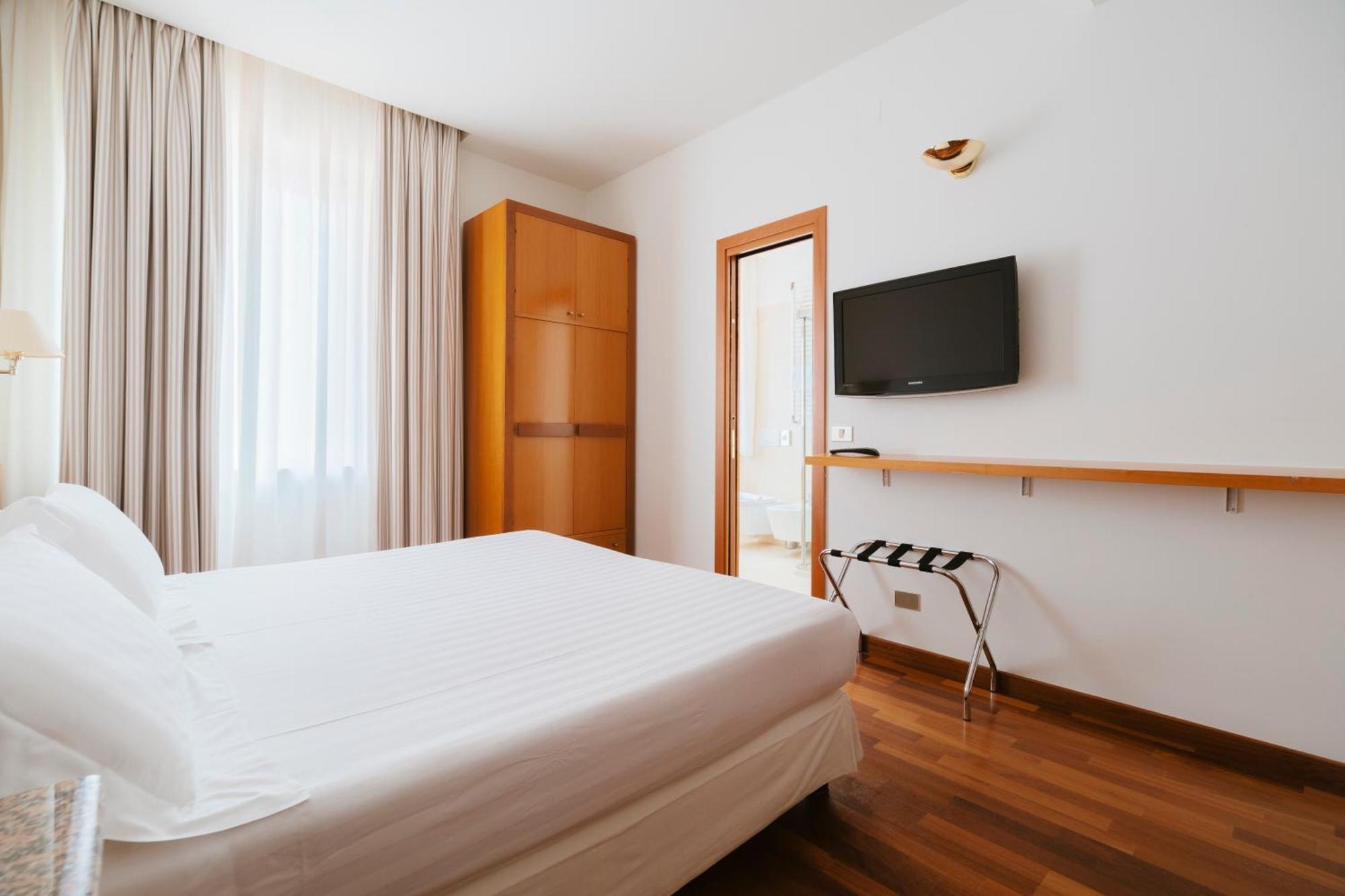 Hotel Miramare Civitanova Marche Luaran gambar